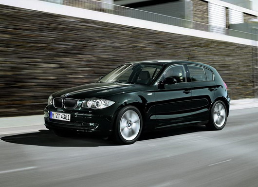 BMW1ϵ120iرۼ28.8Ԫ(ͼ)