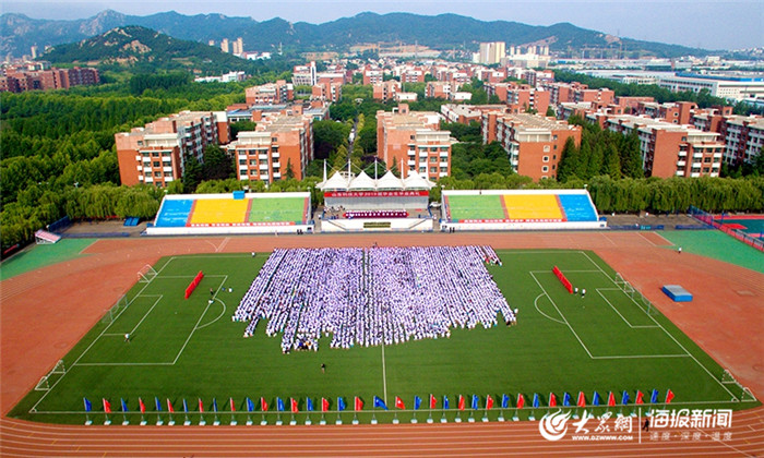 6月26日,27日,山東科技大學分別在青島,泰安,濟南三個校區舉行隆重的