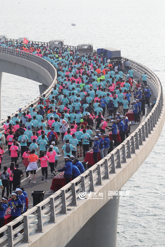 青岛海上马拉松2021图片